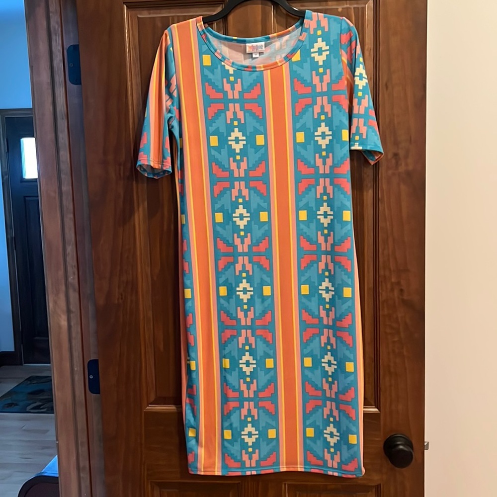 Women’s 3/4 length sleeve dress